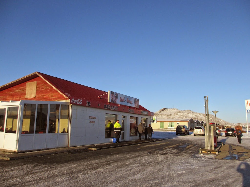 Gasolineras y estaciones de servicio en Islandia