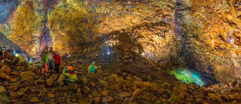 ¡Las 5 cuevas más espectaculares de Islandia! - Qué ver en Islandia