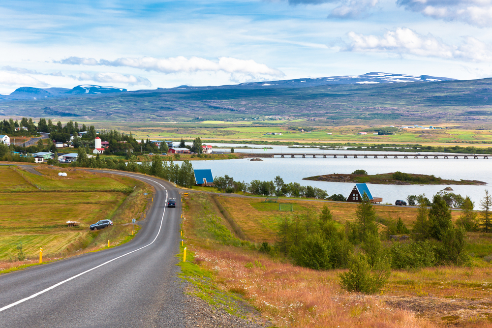 carretera de acceso a Egilsstaðir