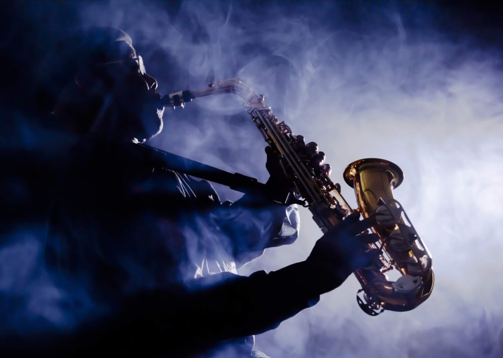 Saxofonista en vivo, podrás sentir la musica en directo en el festival de Jazz de Reikiavik