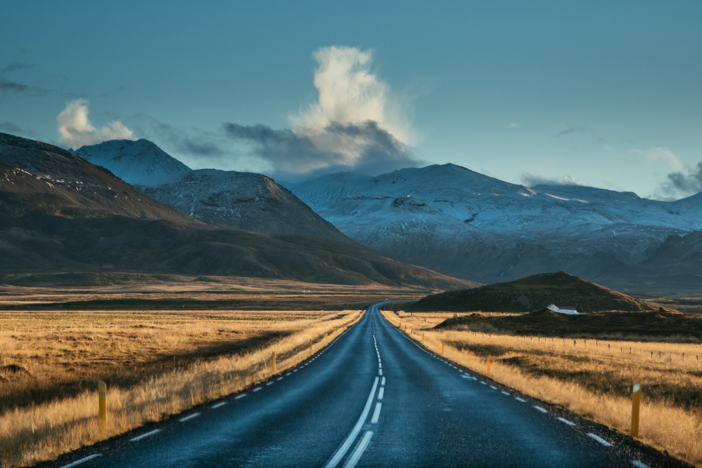 Carretera típica Islandesa donde los peajes en Islandia no aplican